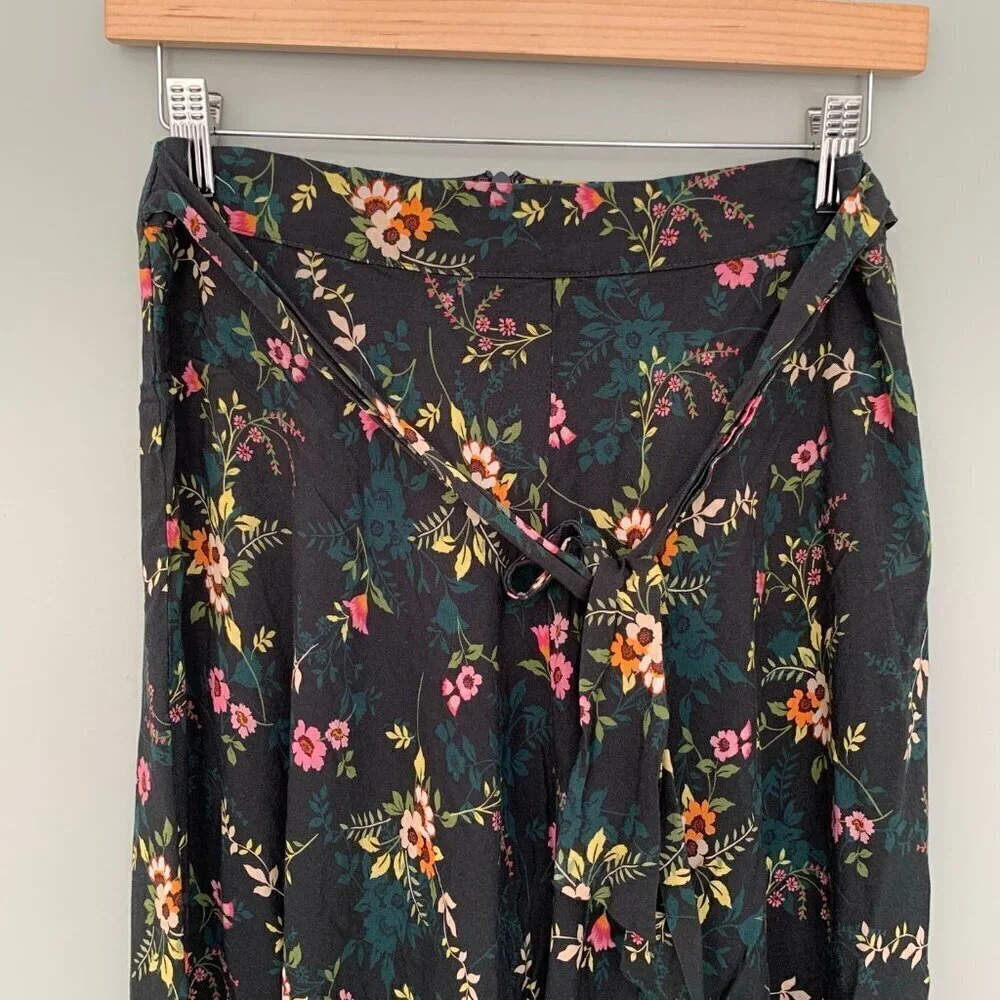 Velvet by Graham & Spencer Floral Maxi‎ Skirt Black XS Anthropologie Boho Slit